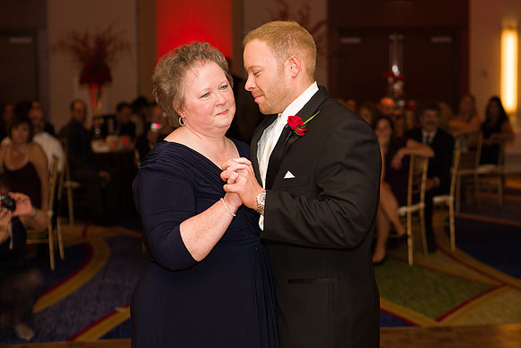 545Boston-Marriott-Long-Wharf-Wedding-Fuccis-Photos3570