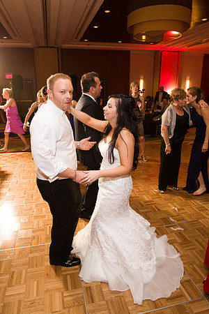 769Boston-Marriott-Long-Wharf-Wedding-Fuccis-Photos1013