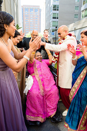 308-renaissance-boston-waterfront-hotel-wedding9271