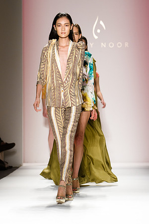 238-Noon-by-Noor-spring-2013-Vail-Fucci-Kryolan-fashion-week-2360256