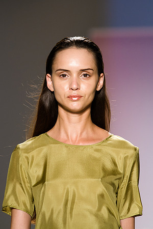 155-Noon-by-Noor-spring-2013-Vail-Fucci-Kryolan-fashion-week-1539973