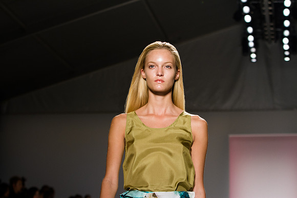 130-Noon-by-Noor-spring-2013-Vail-Fucci-Kryolan-fashion-week-129