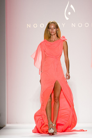 227-Noon-by-Noor-spring-2013-Vail-Fucci-Kryolan-fashion-week-2250232