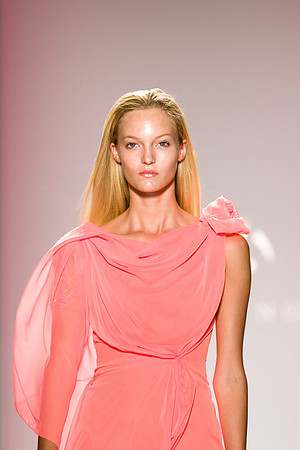 232-Noon-by-Noor-spring-2013-Vail-Fucci-Kryolan-fashion-week-230