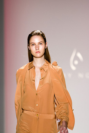 183-Noon-by-Noor-spring-2013-Vail-Fucci-Kryolan-fashion-week-1810076