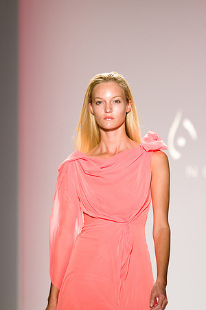 231-Noon-by-Noor-spring-2013-Vail-Fucci-Kryolan-fashion-week-229