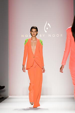 221-Noon-by-Noor-spring-2013-Vail-Fucci-Kryolan-fashion-week-2190216