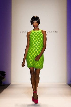 147-Joanna-Mastroianni-spring-2013-Vail-Fucci-Kryolan-fashion-week-1430878