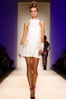 144-Joanna-Mastroianni-spring-2013-Vail-Fucci-Kryolan-fashion-week-1400865