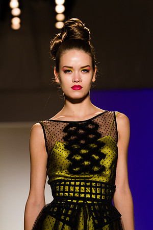 224-Joanna-Mastroianni-spring-2013-Vail-Fucci-Kryolan-fashion-week-2201137