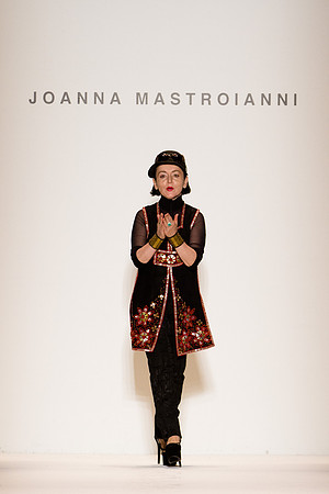 316-Joanna-Mastroianni-spring-2013-Vail-Fucci-Kryolan-fashion-week-3129991
