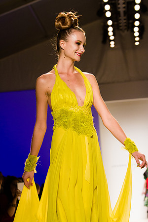 312-Joanna-Mastroianni-spring-2013-Vail-Fucci-Kryolan-fashion-week-3089970