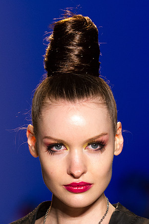 062-Joanna-Mastroianni-spring-2013-Vail-Fucci-Kryolan-fashion-week-0600596