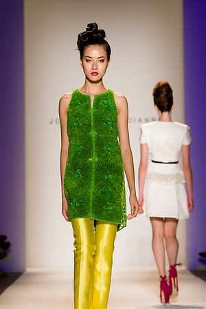 158-Joanna-Mastroianni-spring-2013-Vail-Fucci-Kryolan-fashion-week-1540929