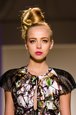 170-Joanna-Mastroianni-spring-2013-Vail-Fucci-Kryolan-fashion-week-1660968
