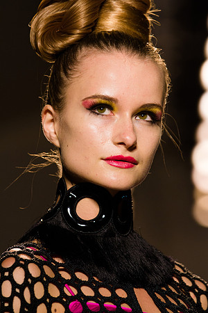 241-Joanna-Mastroianni-spring-2013-Vail-Fucci-Kryolan-fashion-week-2371189