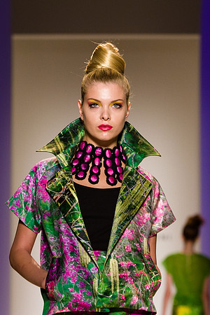 122-Joanna-Mastroianni-spring-2013-Vail-Fucci-Kryolan-fashion-week-1190803