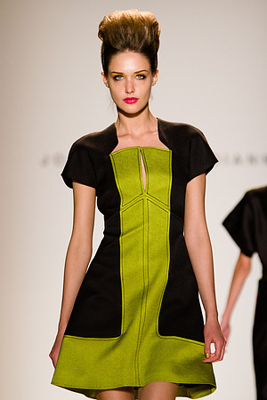 112-Joanna-Mastroianni-spring-2013-Vail-Fucci-Kryolan-fashion-week-1090767