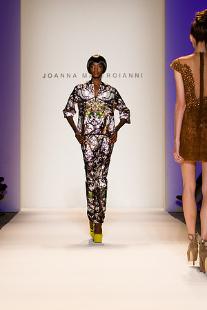 181-Joanna-Mastroianni-spring-2013-Vail-Fucci-Kryolan-fashion-week-1771008