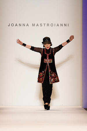 317-Joanna-Mastroianni-spring-2013-Vail-Fucci-Kryolan-fashion-week-3139995