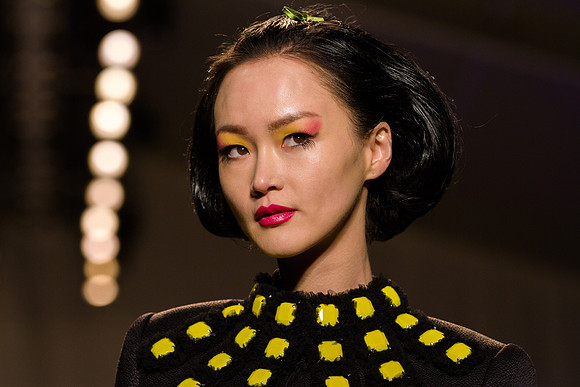 106-Joanna-Mastroianni-spring-2013-Vail-Fucci-Kryolan-fashion-week-1030741