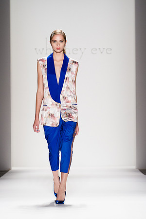 257-Whitney-Eve-Kryolan-Vail-Fucci-2570875