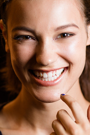 203-Whitney-Eve-Kryolan-Vail-Fucci-2030664