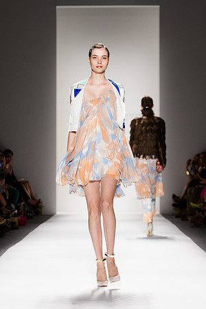 286-Whitney-Eve-Kryolan-Vail-Fucci-2860967