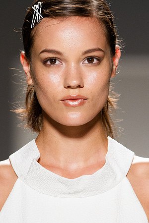 252-Whitney-Eve-Kryolan-Vail-Fucci-2520849