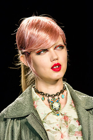 041-Anna-Sui-Spring-2013-Vail-Fucci-0411526