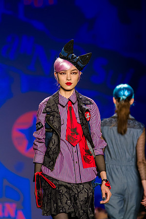 130-Anna-Sui-Spring-2013-Vail-Fucci-1301881