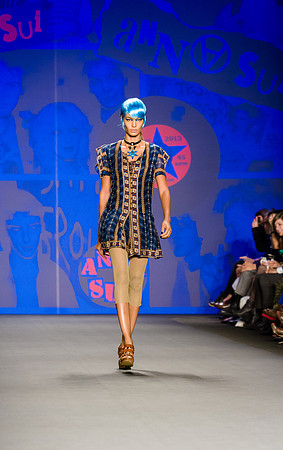 004-Anna-Sui-Spring-2013-Vail-Fucci-0041354