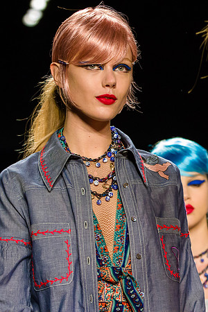 144-Anna-Sui-Spring-2013-Vail-Fucci-1441945-2