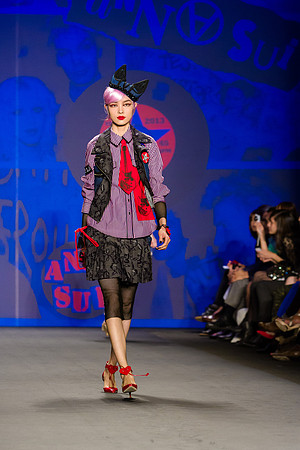 129-Anna-Sui-Spring-2013-Vail-Fucci-1291878