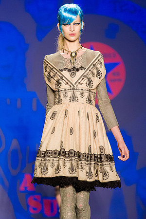 094-Anna-Sui-Spring-2013-Vail-Fucci-0941751