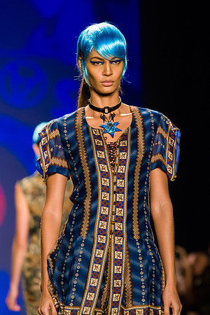 006-Anna-Sui-Spring-2013-Vail-Fucci-0061362