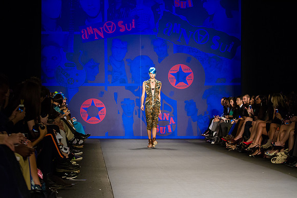001-Anna-Sui-Spring-2013-Vail-Fucci-0011337