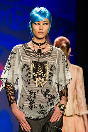 074-Anna-Sui-Spring-2013-Vail-Fucci-0741666