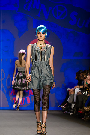 055-Anna-Sui-Spring-2013-Vail-Fucci-0551592