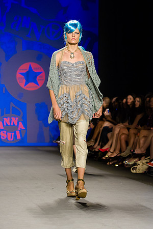 058-Anna-Sui-Spring-2013-Vail-Fucci-0581607
