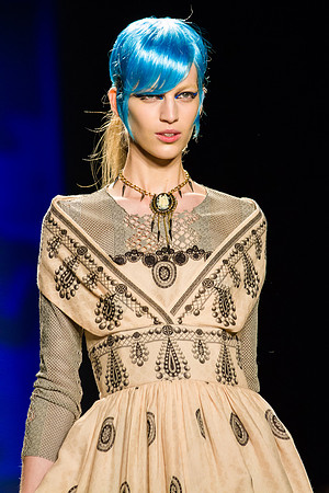 096-Anna-Sui-Spring-2013-Vail-Fucci-0961756