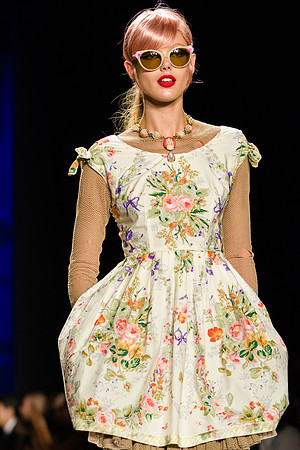037-Anna-Sui-Spring-2013-Vail-Fucci-0371509
