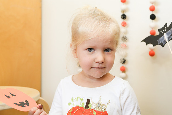 036-halloween-walnut-park-toddler-5779-2