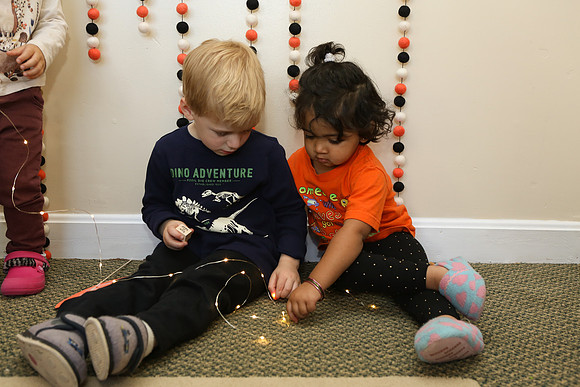 016-halloween-walnut-park-toddler-5685-2
