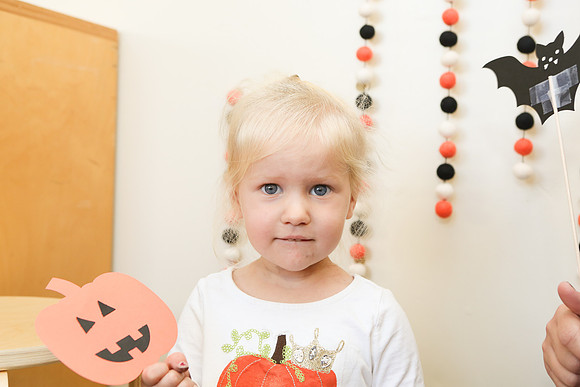038-halloween-walnut-park-toddler-5782-2