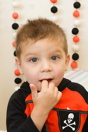063-halloween-walnut-park-toddler-5863-2
