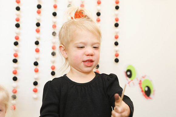 044-halloween-walnut-park-toddler-5804-2