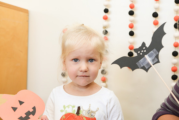 037-halloween-walnut-park-toddler-5781-2