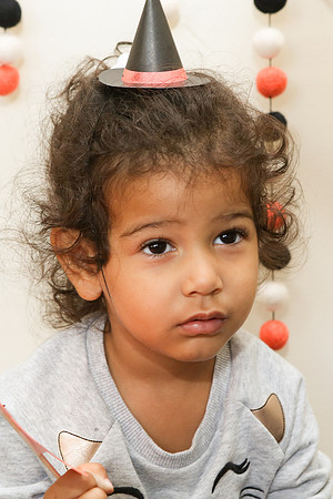 082-halloween-walnut-park-toddler-5937-2