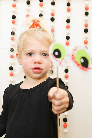 043-halloween-walnut-park-toddler-5802-2